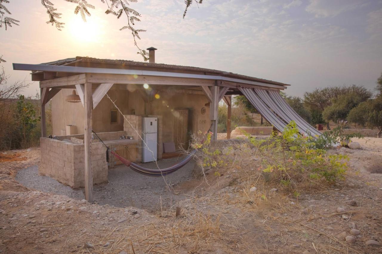Desert Days Mud Cabin'S Resort Tzukim 외부 사진