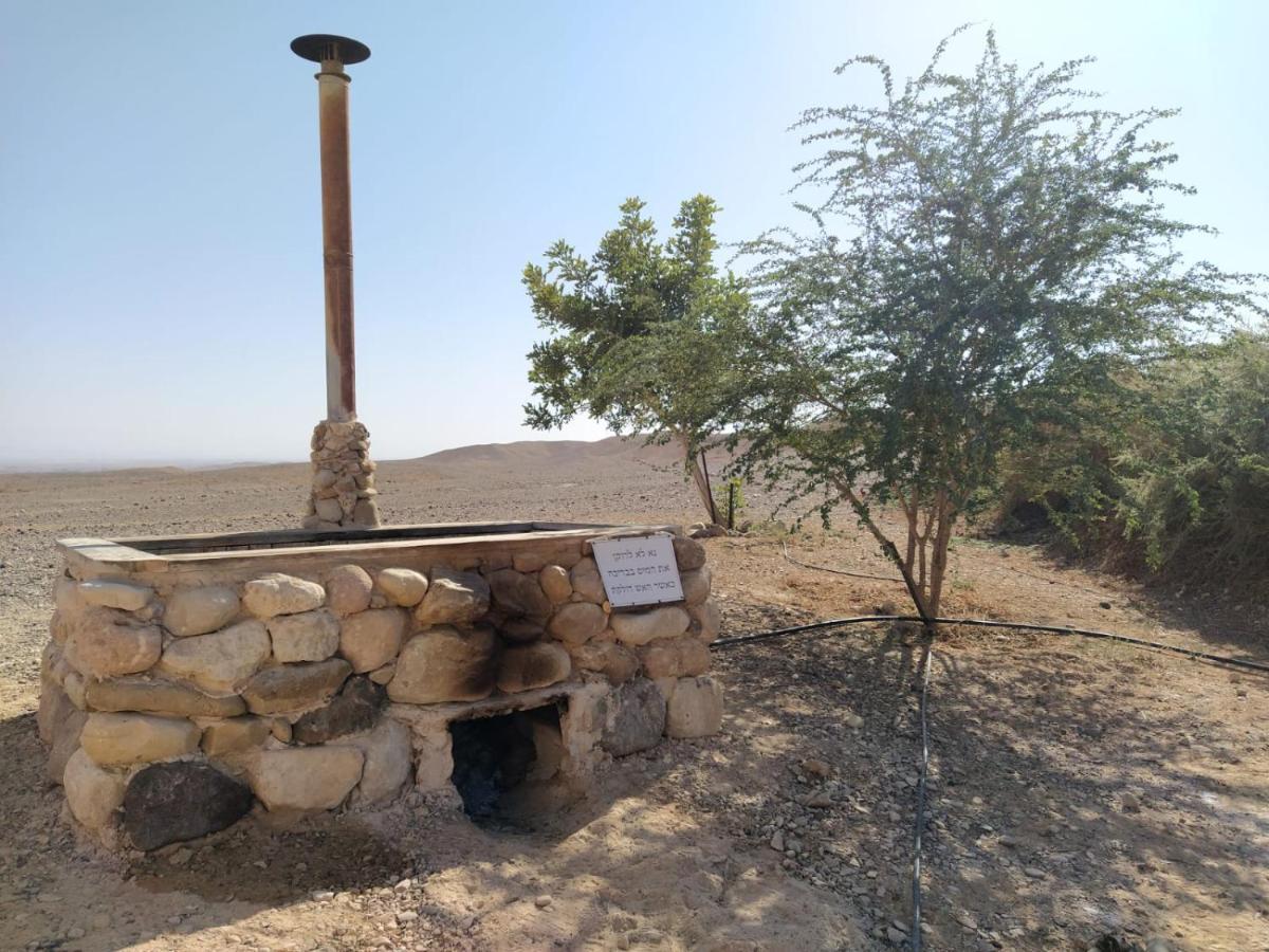Desert Days Mud Cabin'S Resort Tzukim 외부 사진
