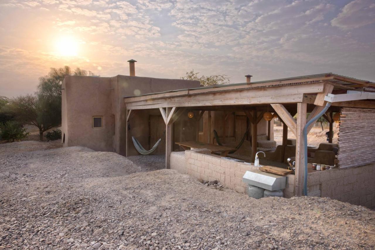 Desert Days Mud Cabin'S Resort Tzukim 외부 사진