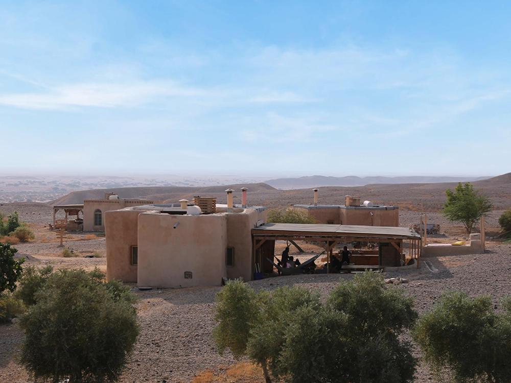 Desert Days Mud Cabin'S Resort Tzukim 외부 사진